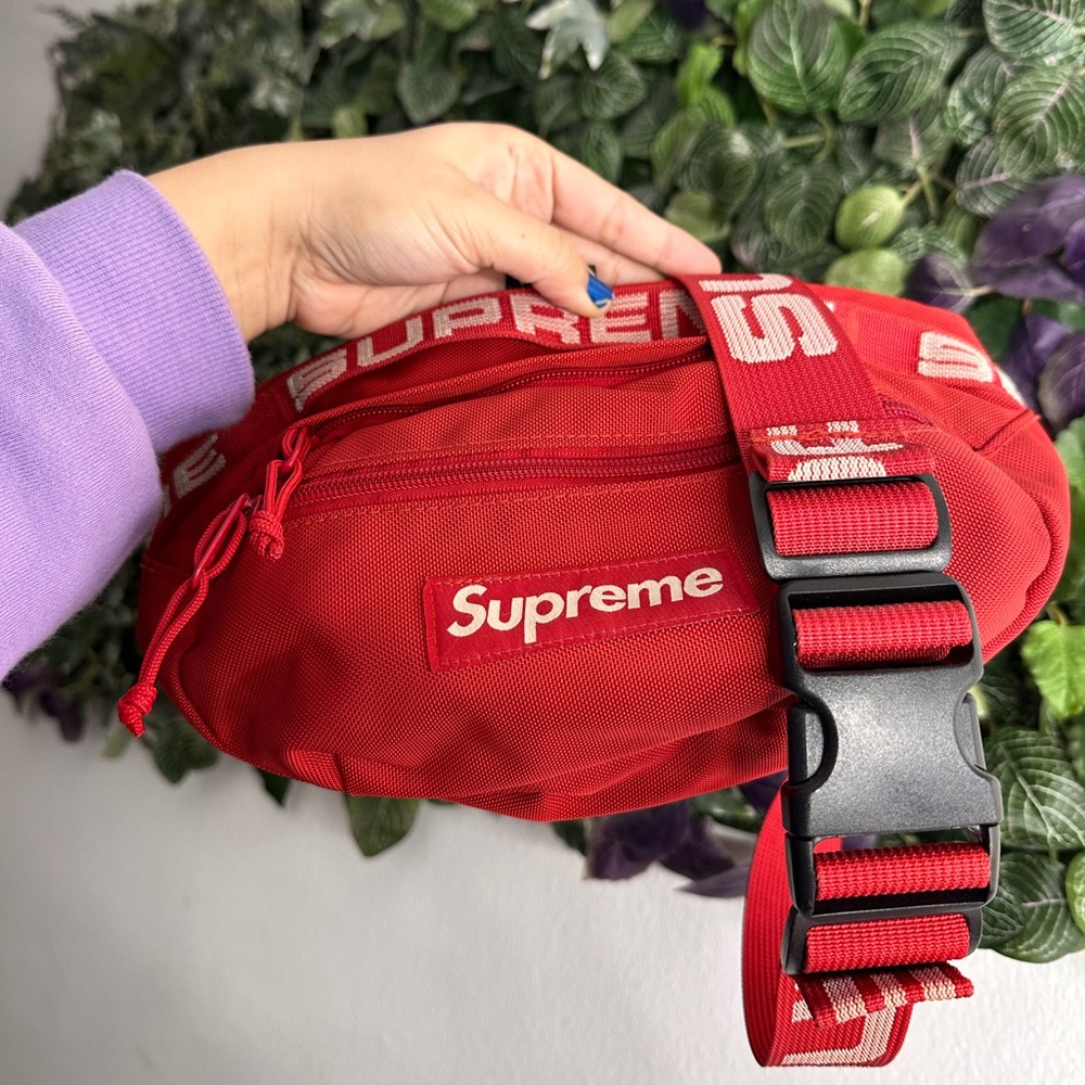 Supreme 18SS Waist Bag Fanny Pack Red